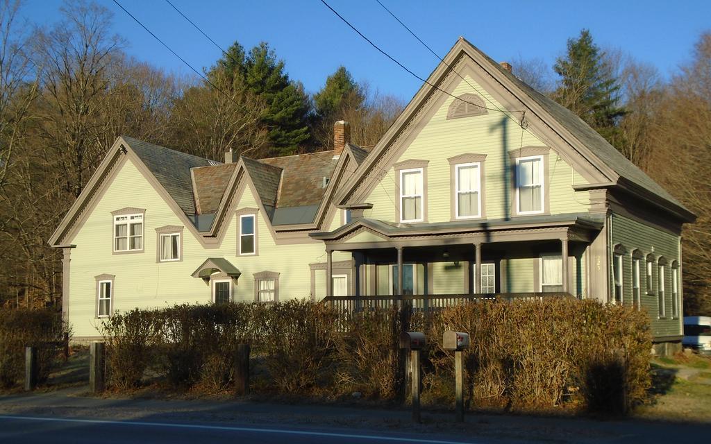 The Karass Inn Chester Bagian luar foto